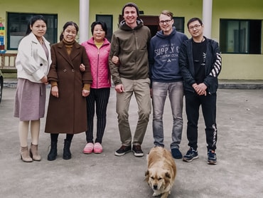 The first two german volunteers in the YMCA Chengdu