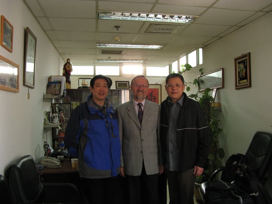 Albrecht Kaul with the General Secretaries from the YMCA Beijing and YMCA Wuhan